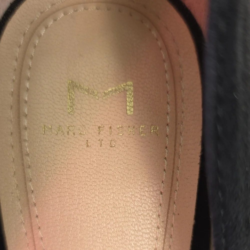 Marc Fisher Black Suede Heels.  Size 7 1/2 - Picture 2 of 12